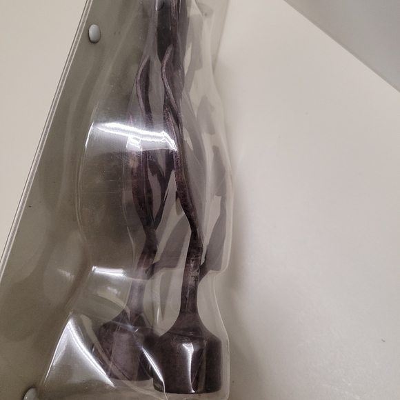 NWOT HOME Curtain Rod Finials - Picture 3 of 4